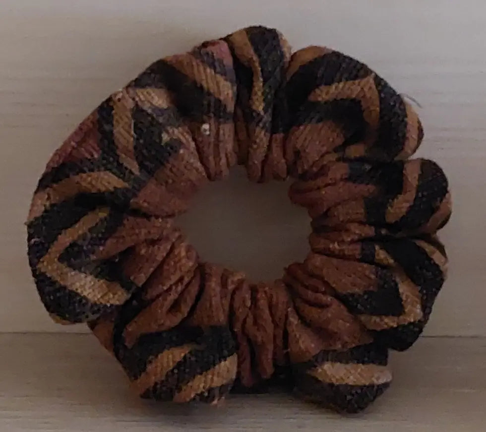 Patterned scrunchie on a wooden surface